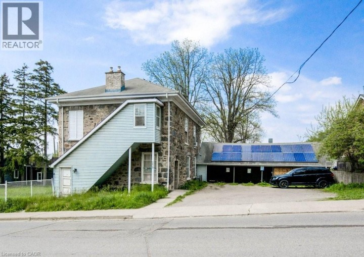 Photo 3 at 245 Ainslie Street S, Cambridge Photo 3 at 245 Ainslie Street S, Cambridge