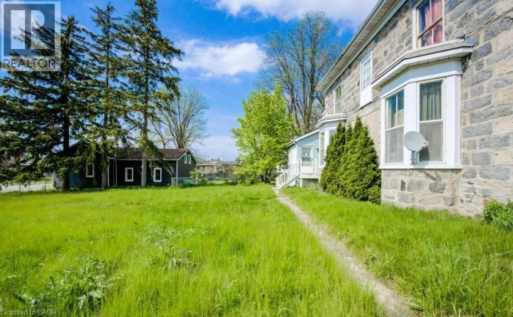 Photo 7 at 245 Ainslie Street S, Cambridge Photo 7 at 245 Ainslie Street S, Cambridge