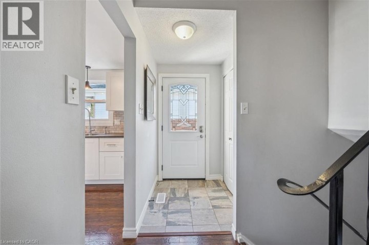 Photo 5 at 95 Macatee Place, Cambridge Photo 5 at 95 Macatee Place, Cambridge