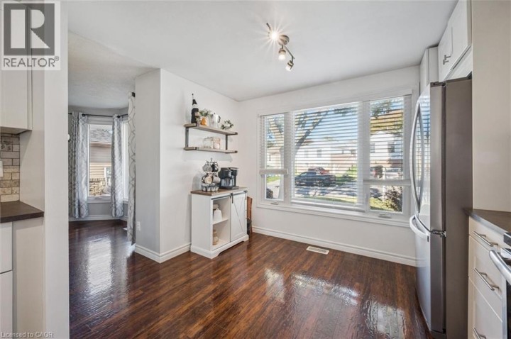 Photo 7 at 95 Macatee Place, Cambridge Photo 7 at 95 Macatee Place, Cambridge