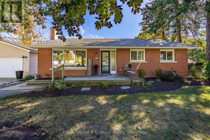 Photo 3 at 27 North Street W, Tillsonburg Photo 3 at 27 North Street W, Tillsonburg