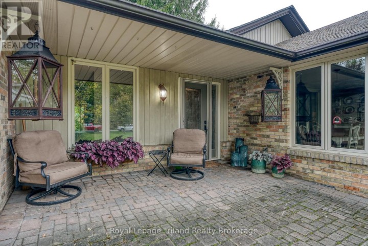 Photo 4 at 655437 15th Line, Innerkip, Woodstock Photo 4 at 655437 15th Line, Innerkip, Woodstock