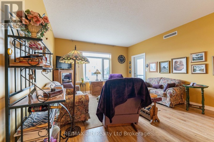 Photo 11 at 101 - 80 Bridge Street E, Tillsonburg Photo 11 at 101 - 80 Bridge Street E, Tillsonburg