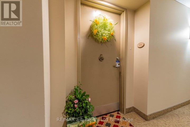 Photo 3 at 101 - 80 Bridge Street E, Tillsonburg Photo 3 at 101 - 80 Bridge Street E, Tillsonburg