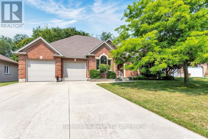 Photo 1 at 21 Windemere Avenue, Tillsonburg Photo 1 at 21 Windemere Avenue, Tillsonburg