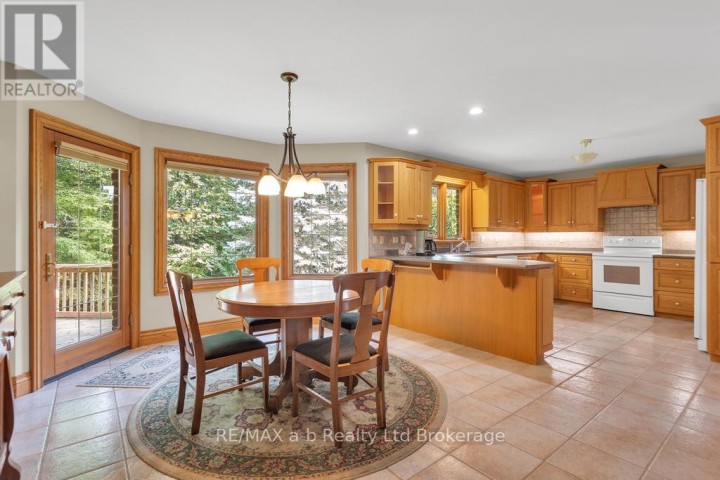 Photo 10 at 21 Windemere Avenue, Tillsonburg Photo 10 at 21 Windemere Avenue, Tillsonburg