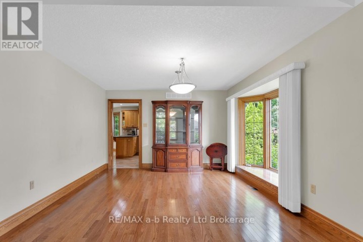 Photo 15 at 21 Windemere Avenue, Tillsonburg Photo 15 at 21 Windemere Avenue, Tillsonburg