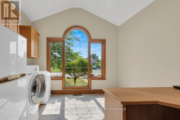 Photo 24 at 21 Windemere Avenue, Tillsonburg Photo 24 at 21 Windemere Avenue, Tillsonburg