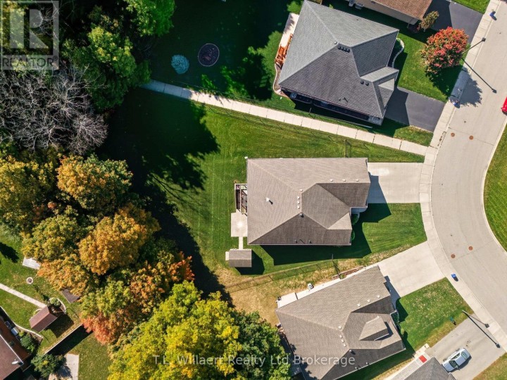 Photo 35 at 64 Colin Avenue, Tillsonburg Photo 35 at 64 Colin Avenue, Tillsonburg