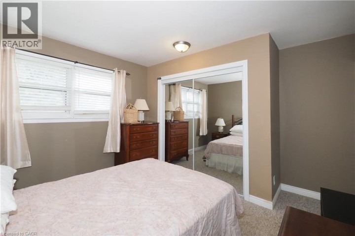 Photo 18 at 50 Earlscourt Crescent, Woodstock Photo 18 at 50 Earlscourt Crescent, Woodstock