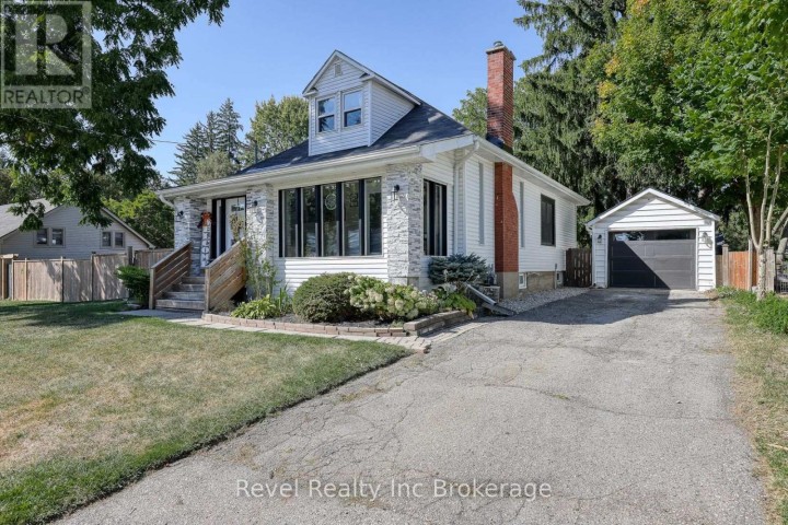 Photo 3 at 174 Delatre Street W, Ingersoll Photo 3 at 174 Delatre Street W, Ingersoll