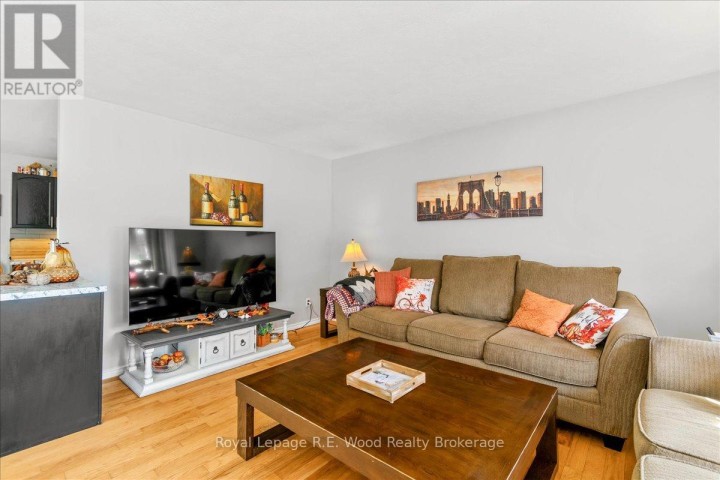 Photo 16 at 49 Dereham Drive, Tillsonburg Photo 16 at 49 Dereham Drive, Tillsonburg