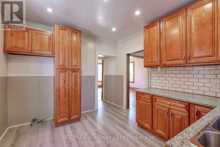 Photo 23 at 56 London Street W, Tillsonburg Photo 23 at 56 London Street W, Tillsonburg