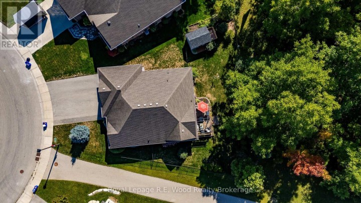 Photo 33 at 44 Colin Avenue, Tillsonburg Photo 33 at 44 Colin Avenue, Tillsonburg