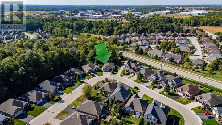 Photo 35 at 44 Colin Avenue, Tillsonburg Photo 35 at 44 Colin Avenue, Tillsonburg