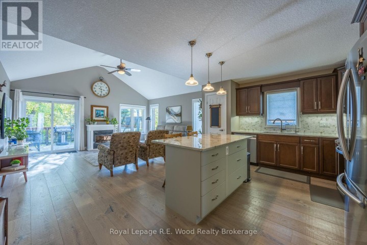 Photo 7 at 44 Colin Avenue, Tillsonburg Photo 7 at 44 Colin Avenue, Tillsonburg