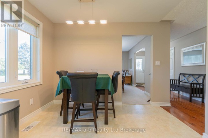 Photo 11 at 23 Armstrong Drive, Tillsonburg Photo 11 at 23 Armstrong Drive, Tillsonburg