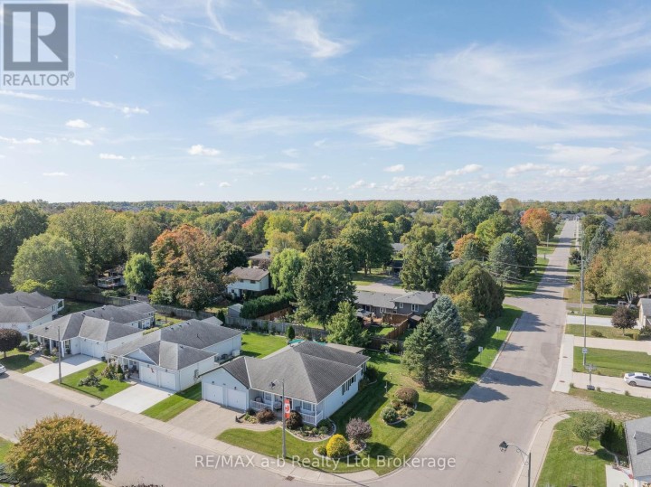 Photo 36 at 23 Armstrong Drive, Tillsonburg Photo 36 at 23 Armstrong Drive, Tillsonburg