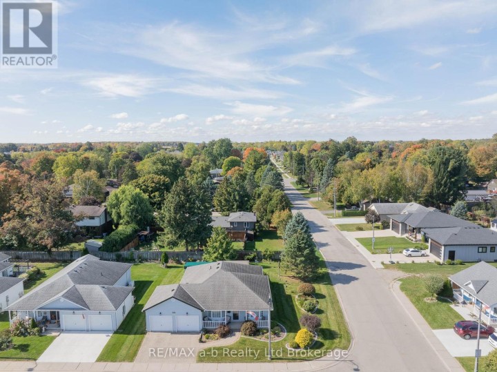 Photo 38 at 23 Armstrong Drive, Tillsonburg Photo 38 at 23 Armstrong Drive, Tillsonburg