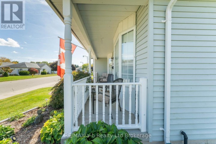 Photo 4 at 23 Armstrong Drive, Tillsonburg Photo 4 at 23 Armstrong Drive, Tillsonburg