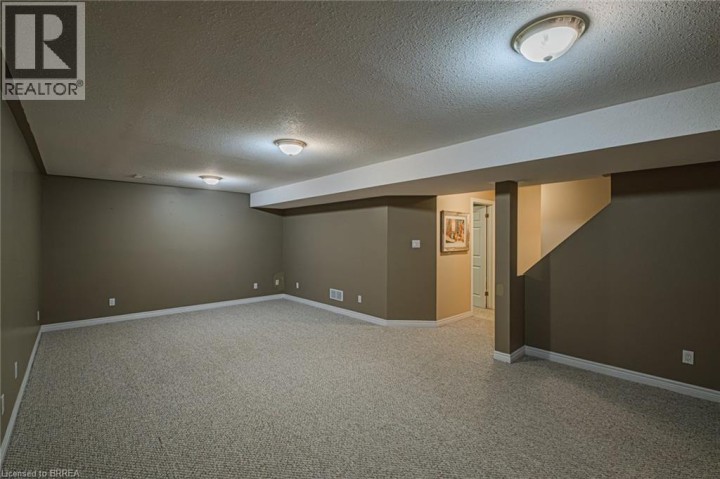 Photo 31 at 110 SOMERSET Road 9, Brantford Photo 31 at 110 SOMERSET Road 9, Brantford