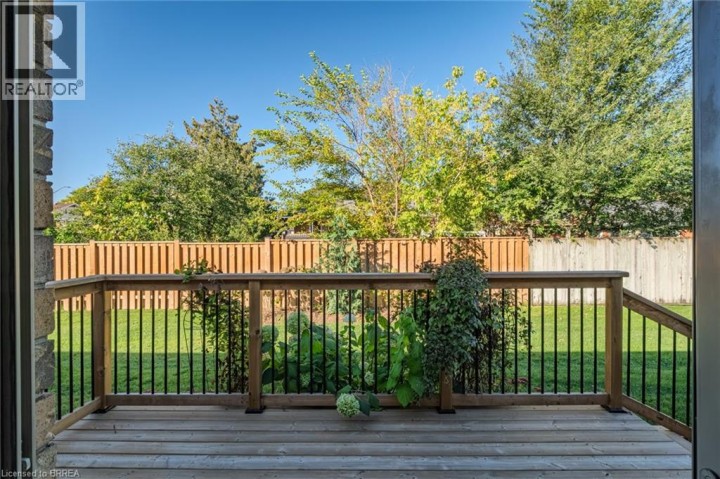 Photo 6 at 110 SOMERSET Road 9, Brantford Photo 6 at 110 SOMERSET Road 9, Brantford