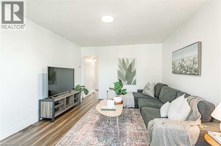 Photo 9 at 27 Centre Street, Woodstock Photo 9 at 27 Centre Street, Woodstock