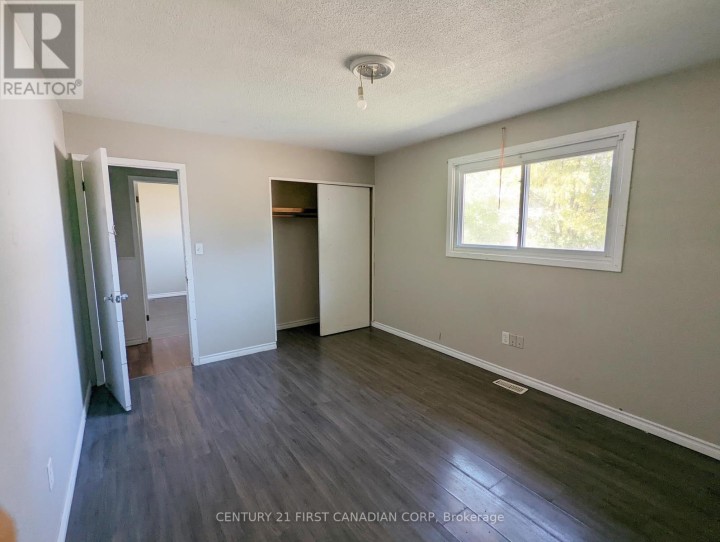 Photo 8 at 6 Spartan Drive, Brantford Photo 8 at 6 Spartan Drive, Brantford