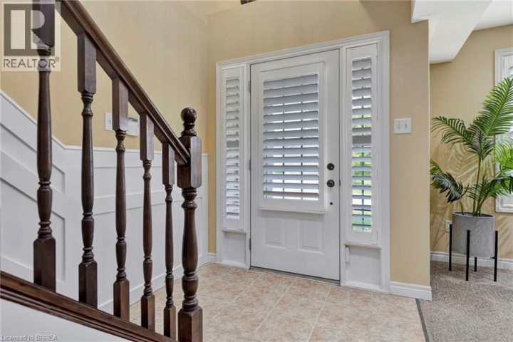 Photo 3 at 10 Stratford Terrace, Brantford Photo 3 at 10 Stratford Terrace, Brantford