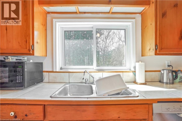 Photo 11 at 899 Keg Lane, Innerkip, Woodstock Photo 11 at 899 Keg Lane, Innerkip, Woodstock