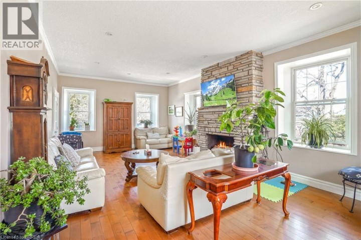 Photo 4 at 899 Keg Lane, Innerkip, Woodstock Photo 4 at 899 Keg Lane, Innerkip, Woodstock