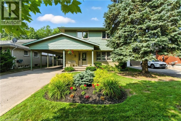 Photo 1 at 7 Palm Crescent, Brantford Photo 1 at 7 Palm Crescent, Brantford