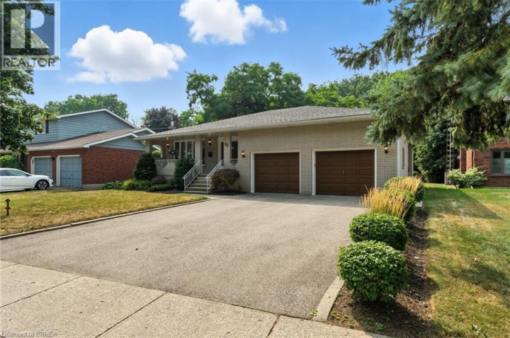 Photo 3 at 77 Glenwood Drive, Brantford Photo 3 at 77 Glenwood Drive, Brantford
