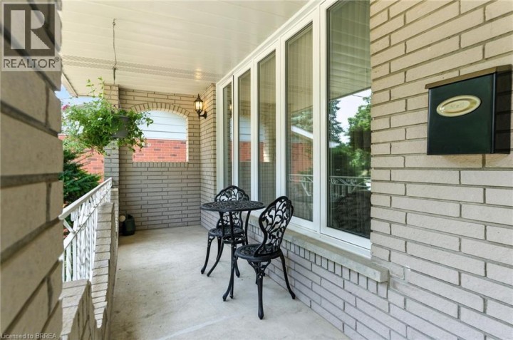Photo 5 at 77 Glenwood Drive, Brantford Photo 5 at 77 Glenwood Drive, Brantford