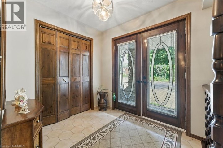 Photo 6 at 77 Glenwood Drive, Brantford Photo 6 at 77 Glenwood Drive, Brantford