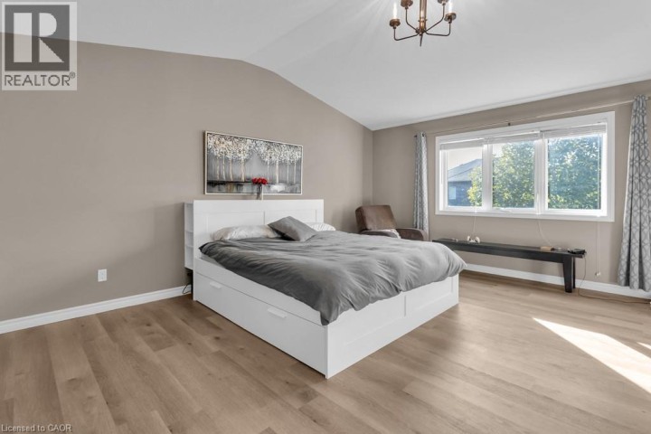 Photo 13 at 424 Alan Crescent, Woodstock Photo 13 at 424 Alan Crescent, Woodstock