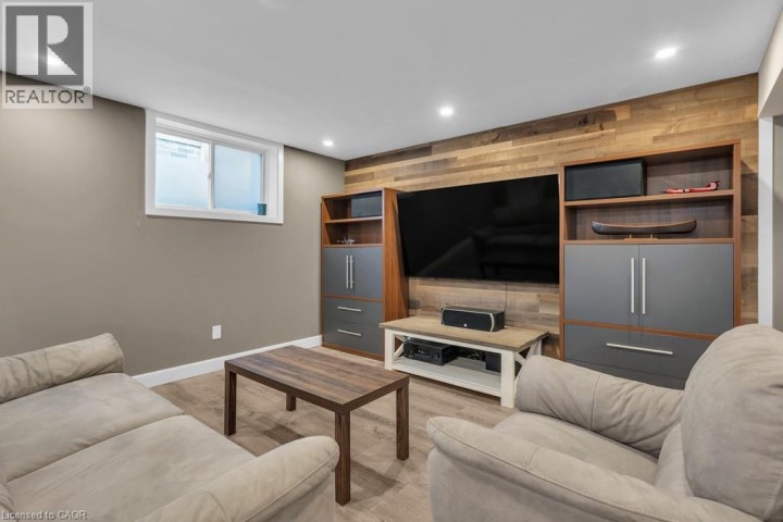 Photo 22 at 424 Alan Crescent, Woodstock Photo 22 at 424 Alan Crescent, Woodstock