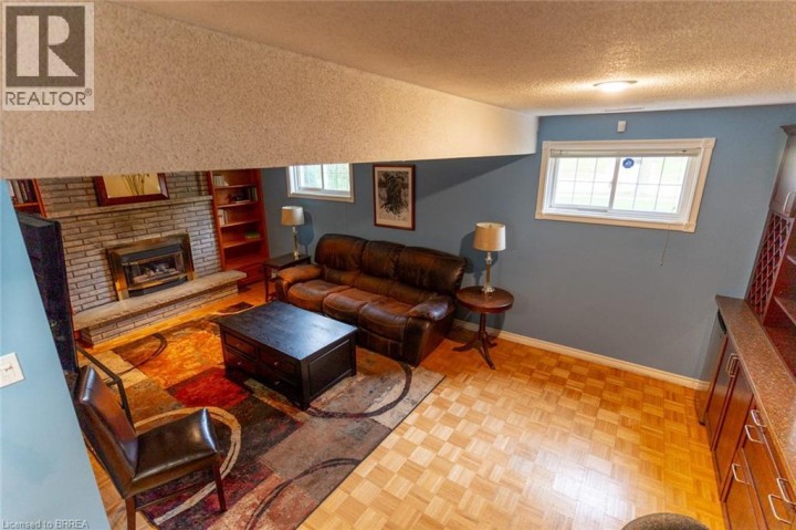 Photo 23 at 76 Enfield Crescent, Brantford Photo 23 at 76 Enfield Crescent, Brantford