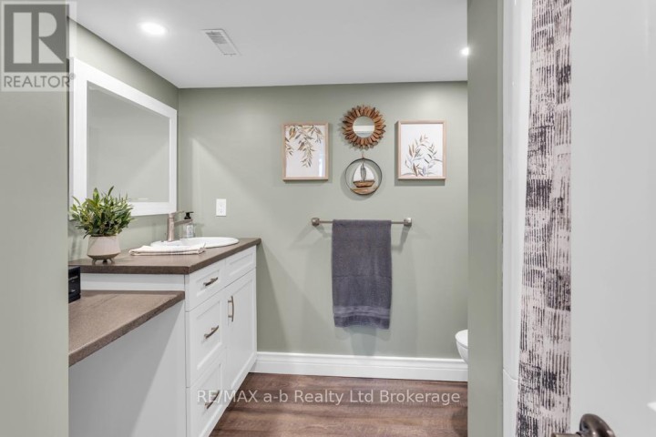 Photo 24 at 16 Charlotte Avenue, Tillsonburg Photo 24 at 16 Charlotte Avenue, Tillsonburg