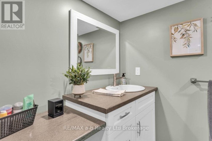 Photo 26 at 16 Charlotte Avenue, Tillsonburg Photo 26 at 16 Charlotte Avenue, Tillsonburg