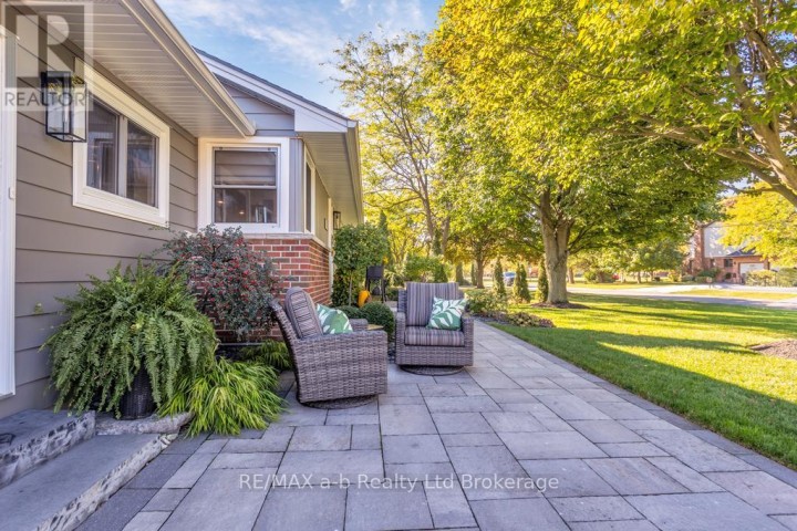 Photo 3 at 16 Charlotte Avenue, Tillsonburg Photo 3 at 16 Charlotte Avenue, Tillsonburg