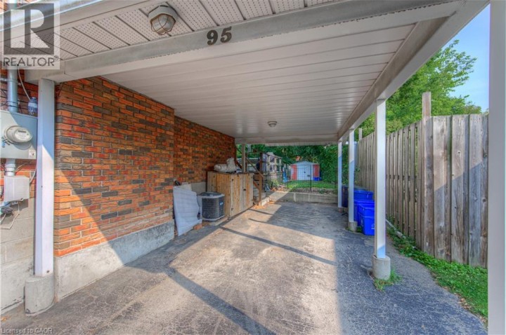 Photo 4 at 95 Silver Street, Innerkip, Woodstock Photo 4 at 95 Silver Street, Innerkip, Woodstock