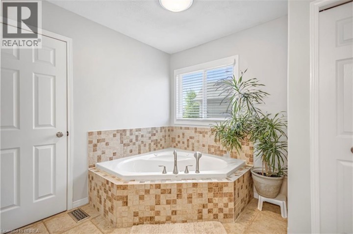 Photo 25 at 36 Mcqueen Drive, Innerkip, Woodstock Photo 25 at 36 Mcqueen Drive, Innerkip, Woodstock