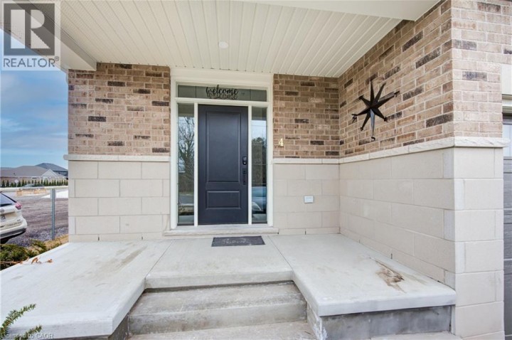 Photo 3 at 4 Braun Avenue Avenue, Tillsonburg Photo 3 at 4 Braun Avenue Avenue, Tillsonburg