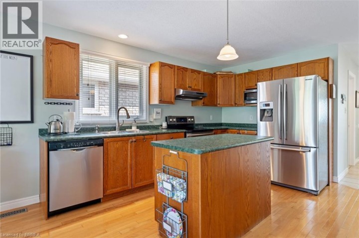 Photo 5 at 44 Macpherson Drive, Innerkip, Woodstock Photo 5 at 44 Macpherson Drive, Innerkip, Woodstock