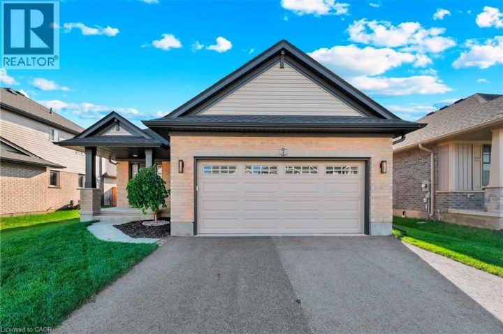 Photo 2 at 7 Curren Crescent, Tillsonburg Photo 2 at 7 Curren Crescent, Tillsonburg