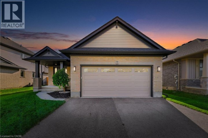 Photo 4 at 7 Curren Crescent, Tillsonburg Photo 4 at 7 Curren Crescent, Tillsonburg