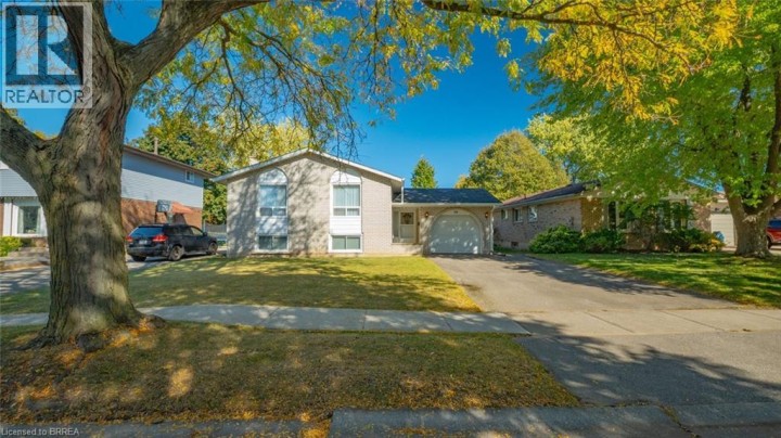 Photo 1 at 30 Stodola Drive, Brantford Photo 1 at 30 Stodola Drive, Brantford