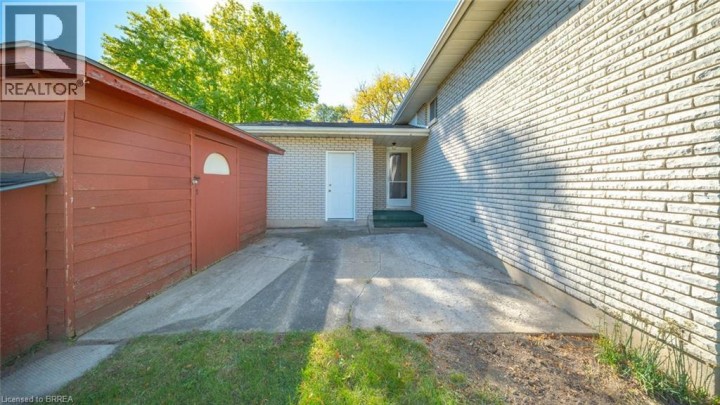 Photo 34 at 30 Stodola Drive, Brantford Photo 34 at 30 Stodola Drive, Brantford