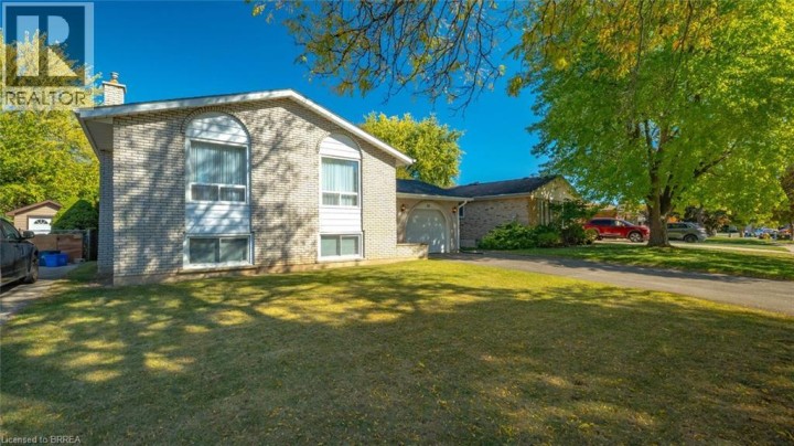 Photo 5 at 30 Stodola Drive, Brantford Photo 5 at 30 Stodola Drive, Brantford